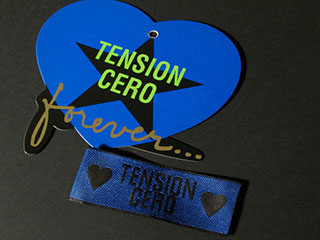 etiquetas de tela , etiquetas bordadas ,&nbsp; etiquetas estampadas , cintas impresas y cintas personalizadas, ropa, etiquetas para ropa, madrid, dis