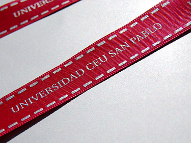 etiquetas de tela , etiquetas bordadas ,&nbsp; etiquetas estampadas , cintas impresas y cintas personalizadas, ropa, etiquetas para ropa, madrid, dis