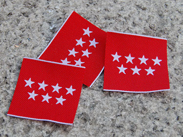 etiquetas de tela , etiquetas bordadas ,&nbsp; etiquetas estampadas , cintas impresas y cintas personalizadas, ropa, etiquetas para ropa, madrid, dis