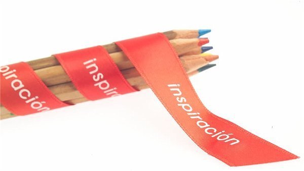 etiquetas de tela , etiquetas bordadas ,&nbsp; etiquetas estampadas , cintas impresas y cintas personalizadas, ropa, etiquetas para ropa, madrid, dis